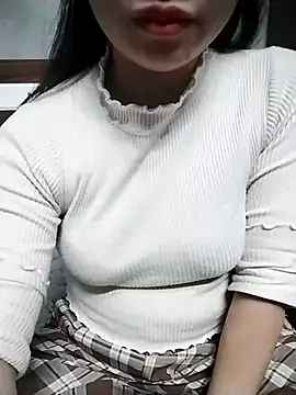 Mie rose online show from November 2025 01:55:02 PM