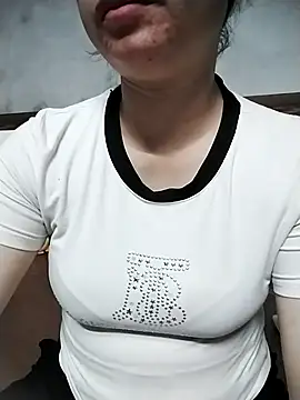 Mie rose online show from April 2026 12:42:02 PM