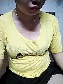 Snapshot of Mie_rose chatting on June 2026 07:57:01 AM Mie rose online show from June 2026 07:57:01 AM
