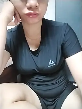 Snapshot of Mie_rose chatting on June 2026 01:44:02 AM Mie rose online show from June 2026 01:44:02 AM