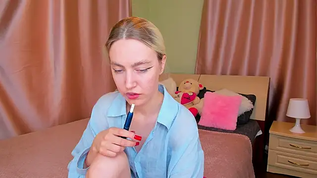 mishapallmer online show from May 2026 02:46:01 PM