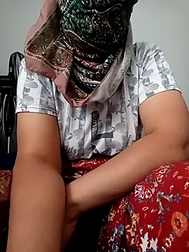 Snapshot of ezgi2545 chatting on October 2025 05:28:01 AM ezgi2545 online show from October 2025 05:28:01 AM