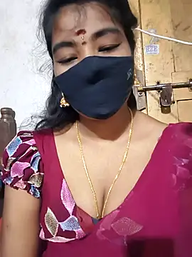 Snapshot of srav43 chatting on October 2025 01:45:01 PM srav43 online show from October 2025 01:45:01 PM