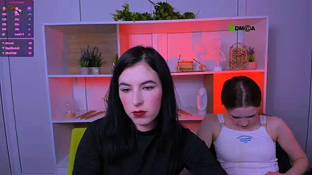 Snapshot of janet_shy chatting on September 2025 01:31:02 AM janet shy online show from September 2025 01:31:02 AM