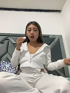 Sara-cooper2 online show from November 2025 03:51:02 AM