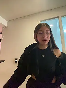 Sara-cooper2 online show from June 2026 02:59:02 PM