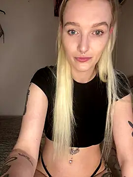 Snapshot of lovecassyrose chatting on November 2025 07:08:02 AM lovecassyrose online show from November 2025 07:08:02 AM