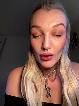 Snapshot of lovecassyrose chatting on January 2026 07:46:01 AM lovecassyrose online show from January 2026 07:46:01 AM