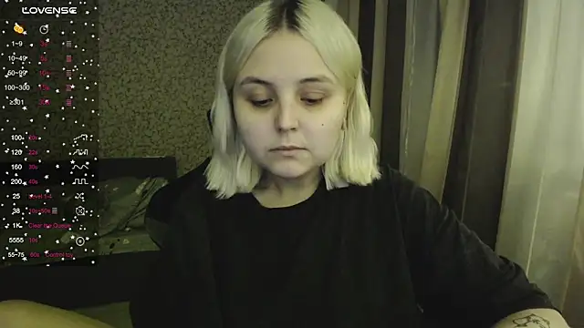 Snapshot of vendymories chatting on October 2025 12:03:01 AM vendymories online show from October 2025 12:03:01 AM