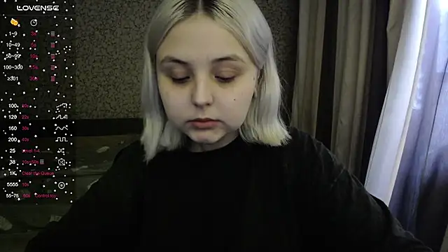 Snapshot of vendymories chatting on November 2025 05:43:02 AM vendymories online show from November 2025 05:43:02 AM