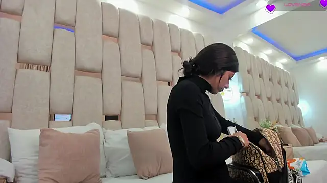 Snapshot of sophiie_ross_ chatting on January 2026 04:44:01 PM sophiie ross online show from January 2026 04:44:01 PM