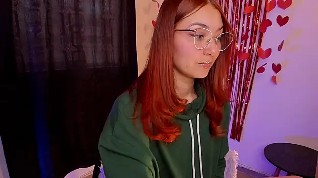 Snapshot of Isis-Blaze chatting on February 2026 09:54:01 PM Isis-Blaze online show from February 2026 09:54:01 PM