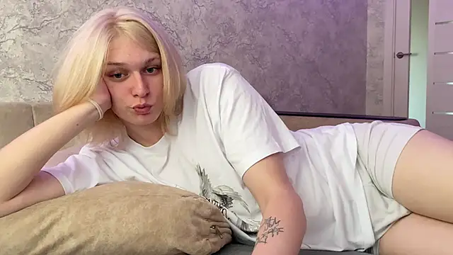 evelina228 online show from October 2025 07:11:01 AM