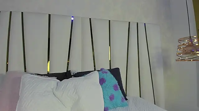 bonnie sm online show from September 2025 11:43:01 AM