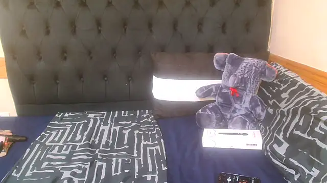 Snapshot of Sexy_PureFire chatting on November 2025 04:07:01 PM Sexy PureFire online show from November 2025 04:07:01 PM