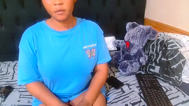 Snapshot of Sexy_PureFire chatting on November 2025 06:29:01 PM Sexy PureFire online show from November 2025 06:29:01 PM