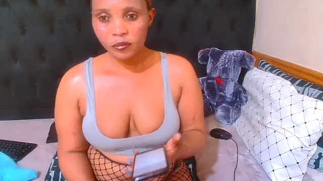 Snapshot of Sexy_PureFire chatting on November 2025 12:04:01 PM Sexy PureFire online show from November 2025 12:04:01 PM