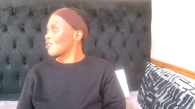 Snapshot of Sexy_PureFire chatting on November 2025 10:31:01 PM Sexy PureFire online show from November 2025 10:31:01 PM