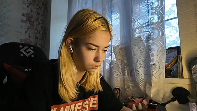 Witching Moon online show from October 2025 07:16:01 AM