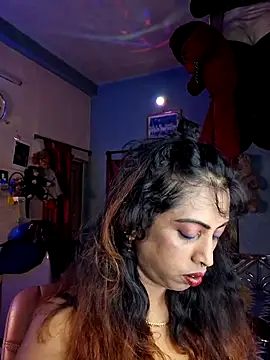 Love Beauty01 online show from June 2026 06:17:01 PM