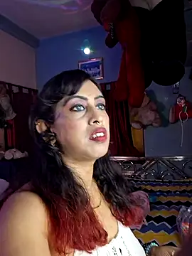 Love Beauty01 online show from June 2026 06:40:01 PM