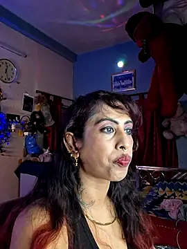 Love Beauty01 online show from June 2026 06:35:02 PM