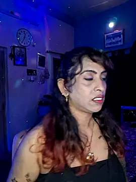 Love Beauty01 online show from July 2026 07:05:01 PM