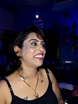 Love Beauty01 online show from August 2026 06:40:02 PM