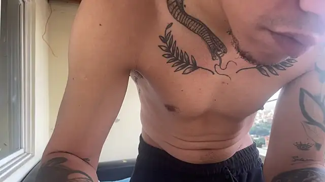 Snapshot of AlphaMasterXxx chatting on September 2025 12:51:02 PM AlphaMasterXxx online show from September 2025 12:51:02 PM