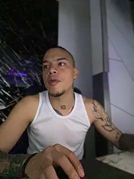 Snapshot of AlphaMasterXxx chatting on September 2025 10:25:02 PM AlphaMasterXxx online show from September 2025 10:25:02 PM