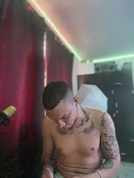 Snapshot of AlphaMasterXxx chatting on September 2025 02:11:02 PM AlphaMasterXxx online show from September 2025 02:11:02 PM