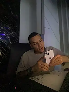 Snapshot of AlphaMasterXxx chatting on October 2025 02:17:01 AM AlphaMasterXxx online show from October 2025 02:17:01 AM