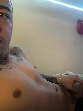 Snapshot of AlphaMasterXxx chatting on October 2025 03:20:02 PM AlphaMasterXxx online show from October 2025 03:20:02 PM