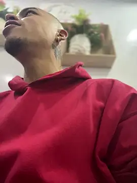 Snapshot of AlphaMasterXxx chatting on October 2025 12:09:01 AM AlphaMasterXxx online show from October 2025 12:09:01 AM