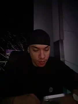 Snapshot of AlphaMasterXxx chatting on November 2025 05:40:01 AM AlphaMasterXxx online show from November 2025 05:40:01 AM