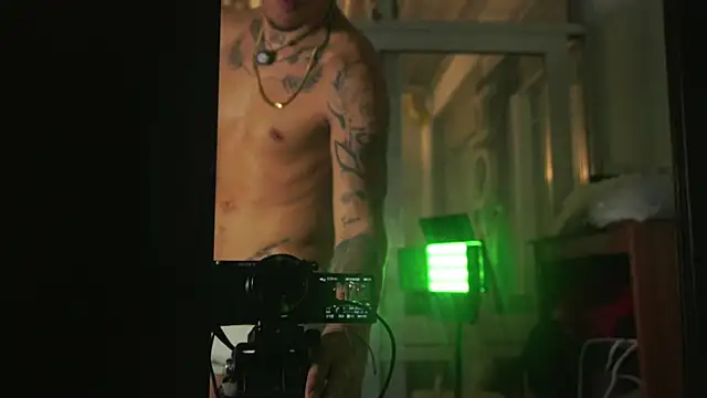 AlphaMasterXxx online show from May 2026 05:02:01 AM