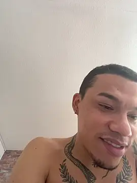 AlphaMasterXxx online show from June 2026 06:33:02 PM