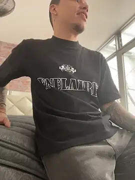 AlphaMasterXxx online show from June 2026 06:39:01 PM