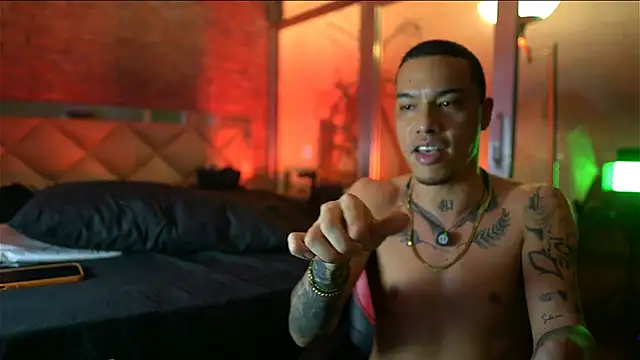 Snapshot of AlphaMasterXxx chatting on July 2026 04:49:01 AM AlphaMasterXxx online show from July 2026 04:49:01 AM