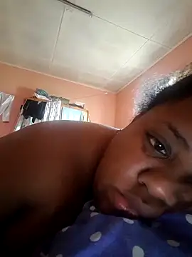 Karamelsaus online show from October 2025 08:00:02 PM