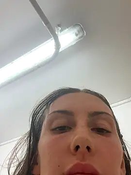 MilaRenee online show from September 2025 07:39:02 PM