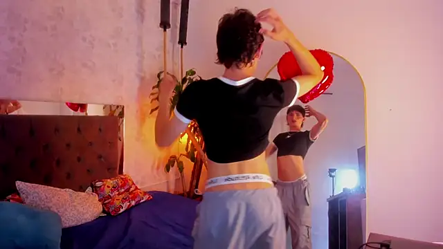 mysterius boy online show from February 2026 09:08:02 PM