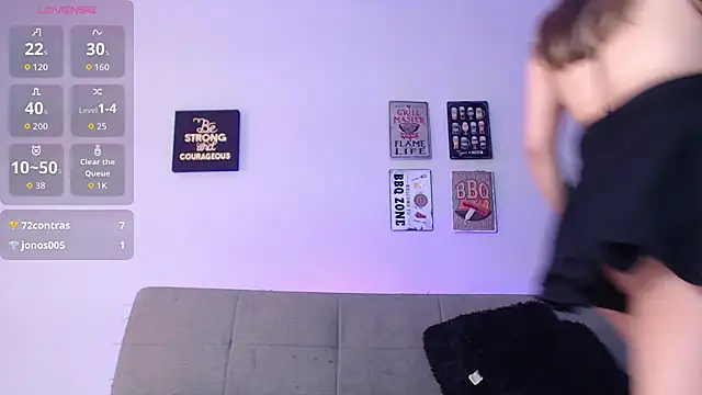 Snapshot of elizabethboltXXX chatting on September 2025 03:17:02 PM elizabethboltXXX online show from September 2025 03:17:02 PM