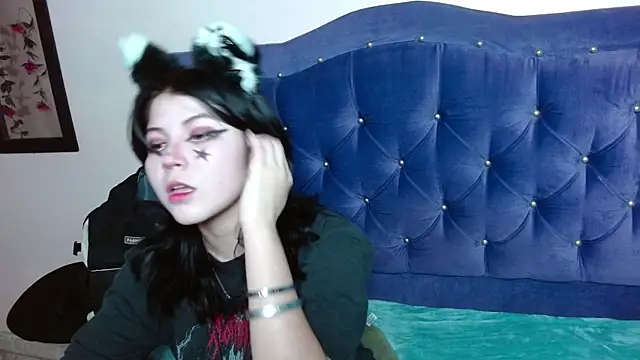 Snapshot of Ginebra_Sensual chatting on October 2025 01:01:01 PM Ginebra Sensual online show from October 2025 01:01:01 PM