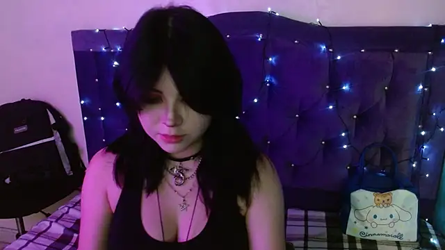 Snapshot of Ginebra_Sensual chatting on November 2025 12:06:02 PM Ginebra Sensual online show from November 2025 12:06:02 PM