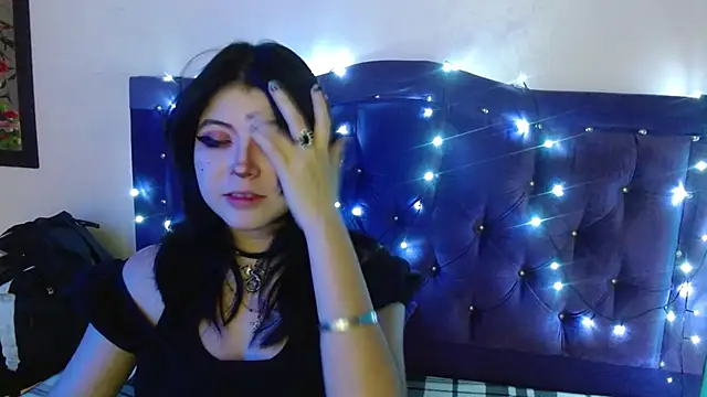 Snapshot of Ginebra_Sensual chatting on November 2025 12:37:02 PM Ginebra Sensual online show from November 2025 12:37:02 PM