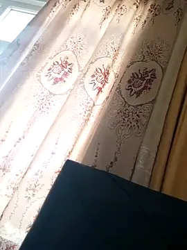 Azginboga2358 online show from October 2025 10:44:01 AM