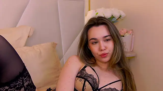 Snapshot of MiaMarlow chatting on April 2026 01:03:01 AM MiaMarlow online show from April 2026 01:03:01 AM