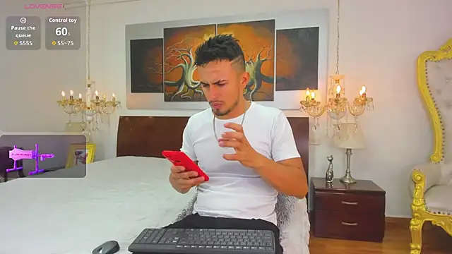 Valentiinoss online show from February 2026 08:36:01 PM