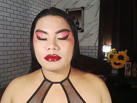 Snapshot of TSbrianaHugeCock chatting on October 2025 05:21:01 PM TSbrianaHugeCock online show from October 2025 05:21:01 PM